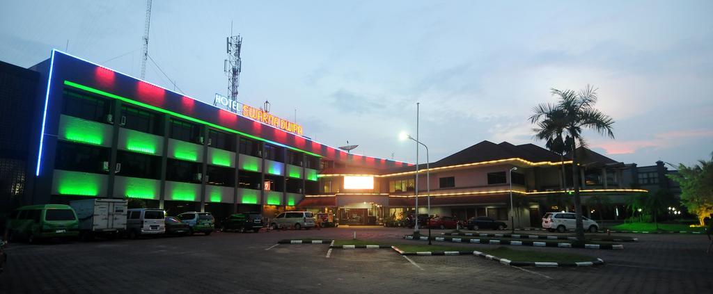 Hotel Swarna Dwipa Palembang Esterno foto