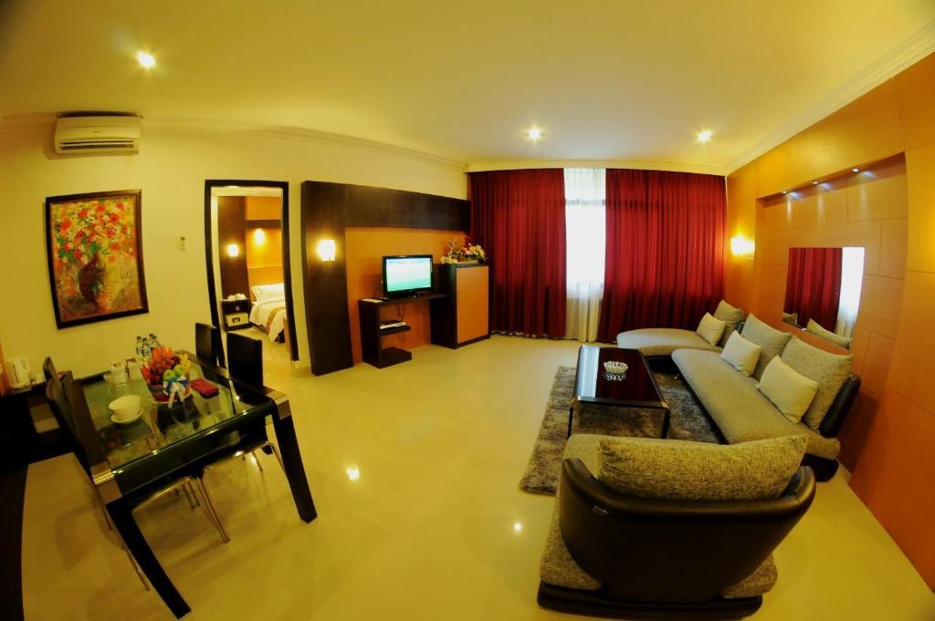 Hotel Swarna Dwipa Palembang Camera foto